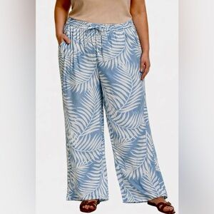 NWT Vince Camuto Plus Blue White Tropical Leaf Print Wide Leg Palazzo Pants 3X